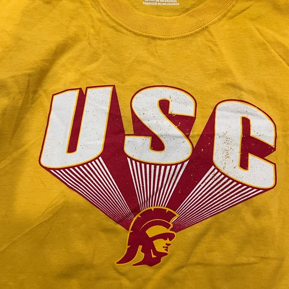 Captivating Men's X Large USC Trojans Gold /Yellow Retro T-Shirt NWOT - Picture 6 of 7